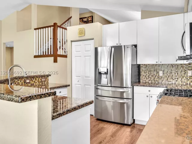 4-bedroom home for sale in Pembroke Pines - 1208 NW 144th Ter - MondialRealty