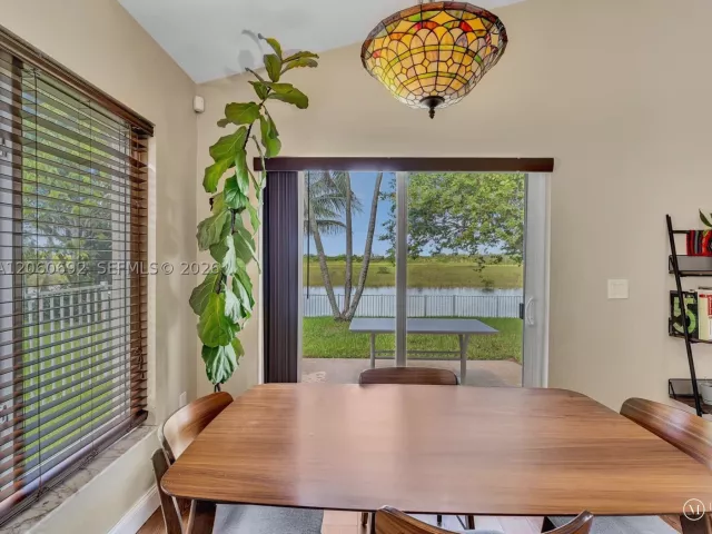 4-bedroom home for sale in Pembroke Pines - 1208 NW 144th Ter - MondialRealty