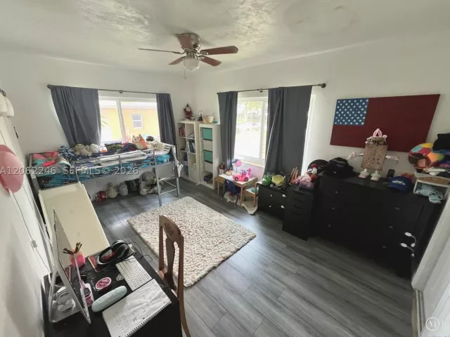 3-bedroom home for sale in Miami - 13301 NW Miami Ct - MondialRealty