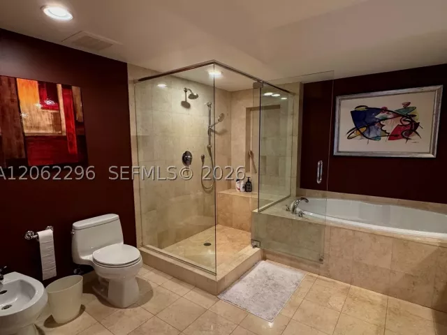 3-bedroom condo for rent in Hallandale Beach - 1850 S Ocean Dr 4203 - MondialRealty