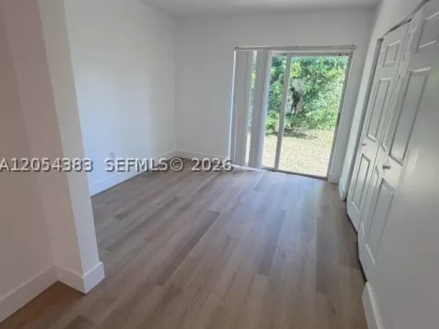 3-bedroom home for sale in North Miami Beach - 374 NE 171 Street - MondialRealty