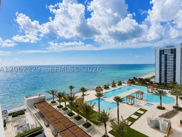 1-bedroom condo for sale in Hallandale Beach - 1830 S Ocean Dr 1405 - MondialRealty