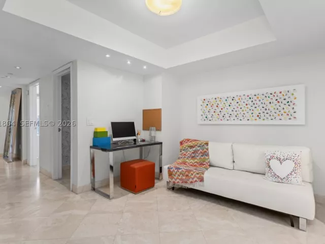 2-bedroom condo for sale in Sunny Isles Beach - 18671 Collins Ave 2903 - MondialRealty