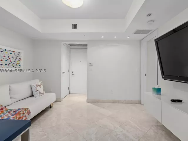 2-bedroom condo for sale in Sunny Isles Beach - 18671 Collins Ave 2903 - MondialRealty