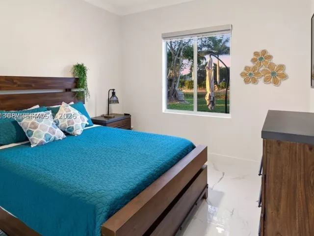 5-bedroom home for sale in Homestead - 17575 SW 280 TH ST - MondialRealty