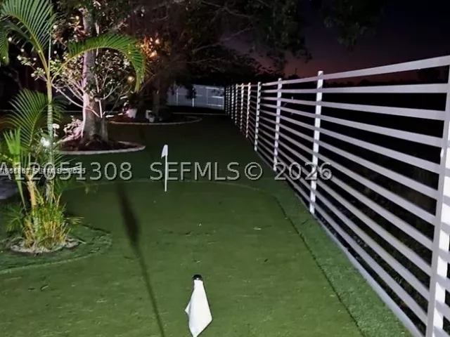 5-bedroom home for sale in Homestead - 17575 SW 280 TH ST - MondialRealty