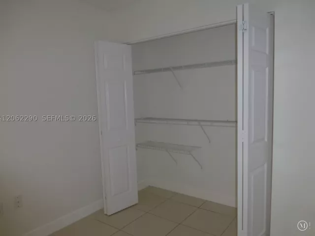 4-bedroom home for rent in Doral - 11236 NW 58th Ter - MondialRealty