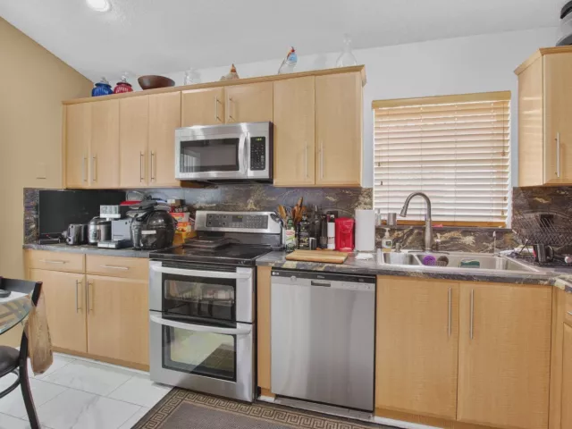 3-bedroom home for sale in Delray Beach - 13620 Weyburne Drive - MondialRealty