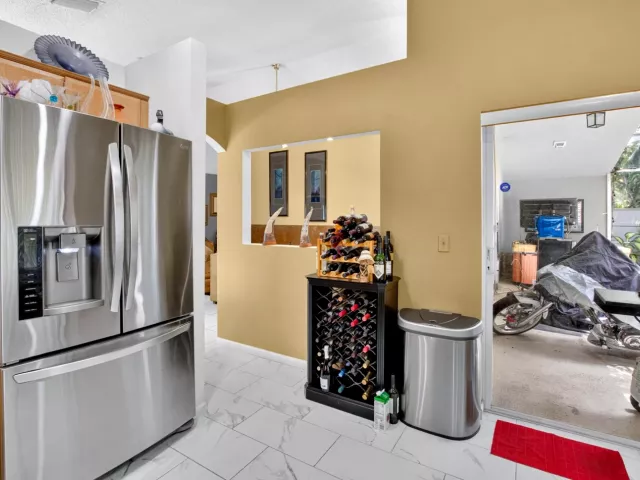 3-bedroom home for sale in Delray Beach - 13620 Weyburne Drive - MondialRealty