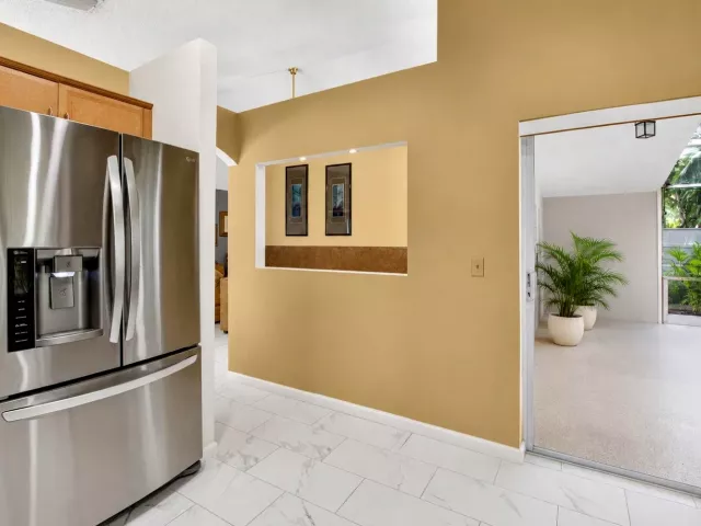 3-bedroom home for sale in Delray Beach - 13620 Weyburne Drive - MondialRealty
