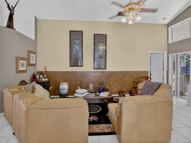 3-bedroom home for sale in Delray Beach - 13620 Weyburne Drive - MondialRealty