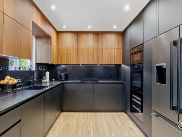 3-bedroom home for rent in Miami - 4628 SW 10th St 4628 - MondialRealty