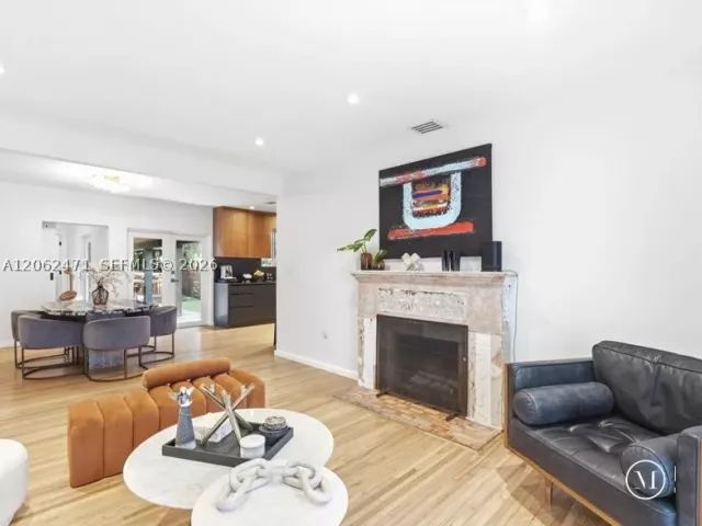 3-bedroom home for rent in Miami - 4628 SW 10th St 4628 - MondialRealty