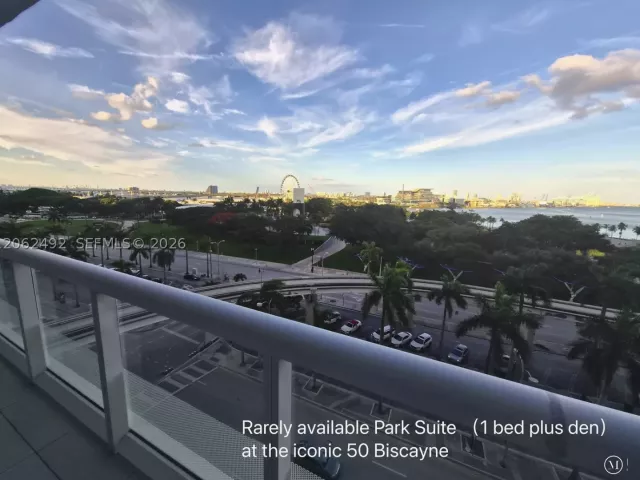2-bedroom condo for rent in Miami - 50 Biscayne Blvd 804 - MondialRealty