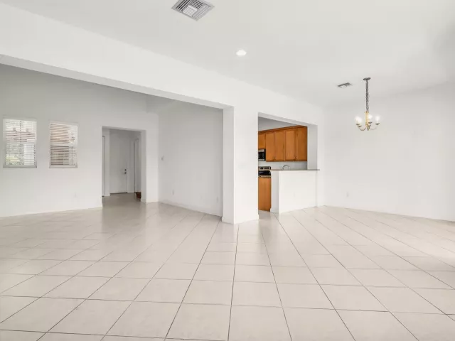 3-bedroom home for rent in West Palm Beach - 669 Pacific Grove Drive 2 - MondialRealty