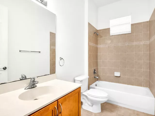 3-bedroom home for rent in West Palm Beach - 669 Pacific Grove Drive 2 - MondialRealty