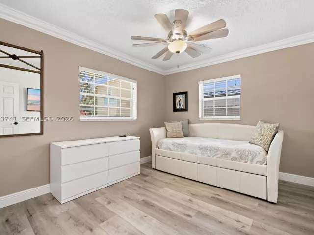 3-bedroom home for sale in Miami - 11831 SW 31st St - MondialRealty