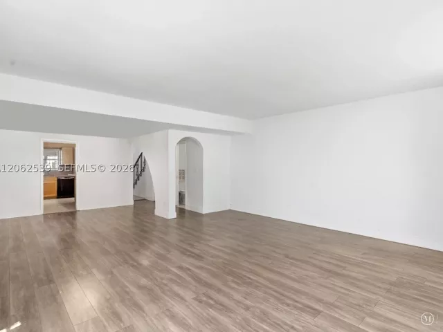 2-bedroom home for sale in Miami - 8886 SW 62nd Ter 8-A - MondialRealty