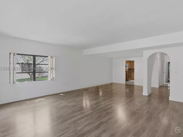 2-bedroom home for sale in Miami - 8886 SW 62nd Ter 8-A - MondialRealty