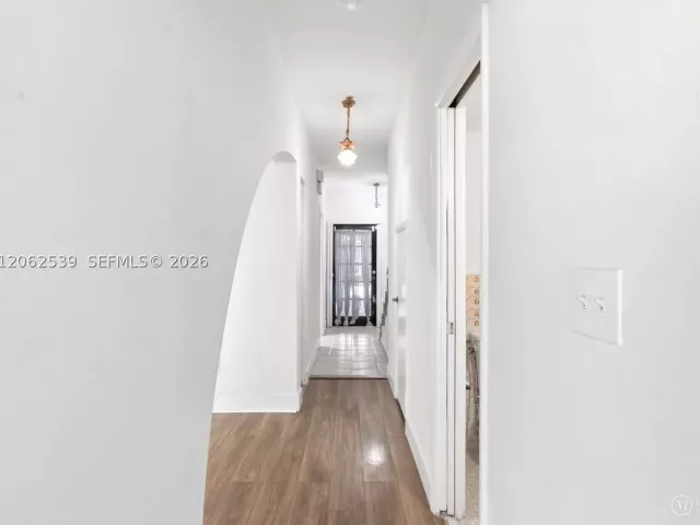 2-bedroom home for sale in Miami - 8886 SW 62nd Ter 8-A - MondialRealty