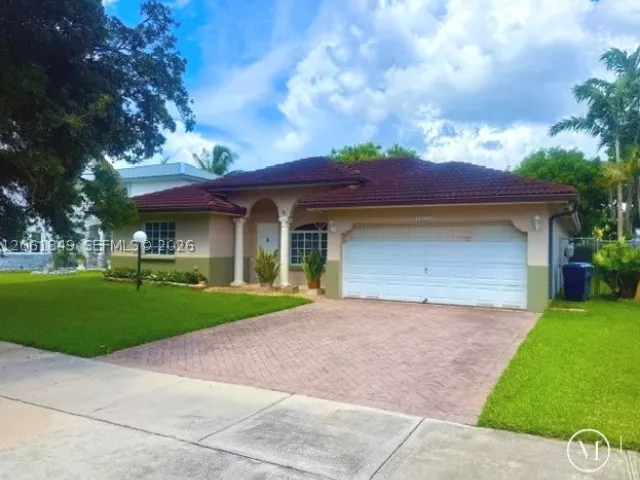 3-bedroom home for sale in Miami - 18223 SW 149th Pl - MondialRealty
