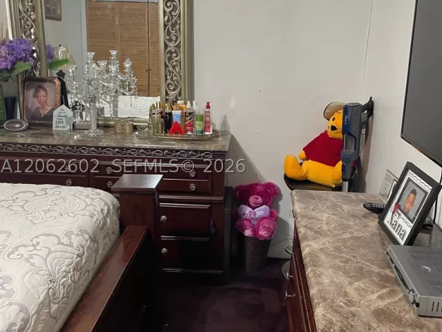 4-bedroom home for sale in Miami - 3265 NW 80th Ter - MondialRealty