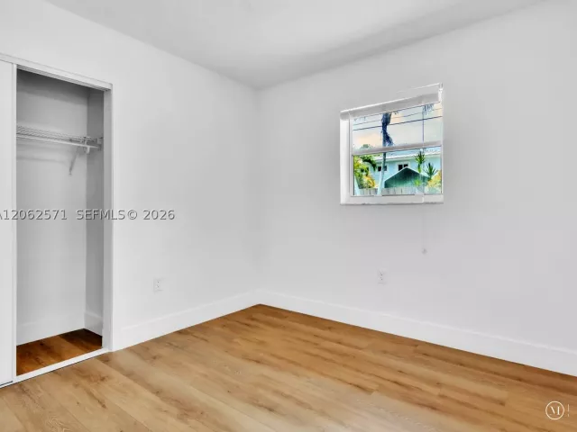 3-bedroom home for rent in Miami - 10015 SW 85th Ter - MondialRealty