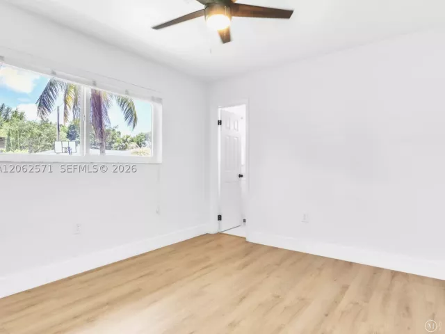 3-bedroom home for rent in Miami - 10015 SW 85th Ter - MondialRealty