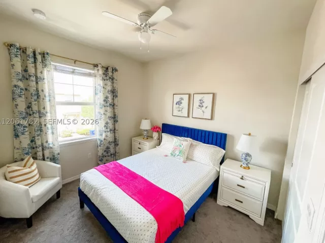 3-bedroom home for sale in Hollywood - 5100 Eucalyptus Dr 2 - MondialRealty