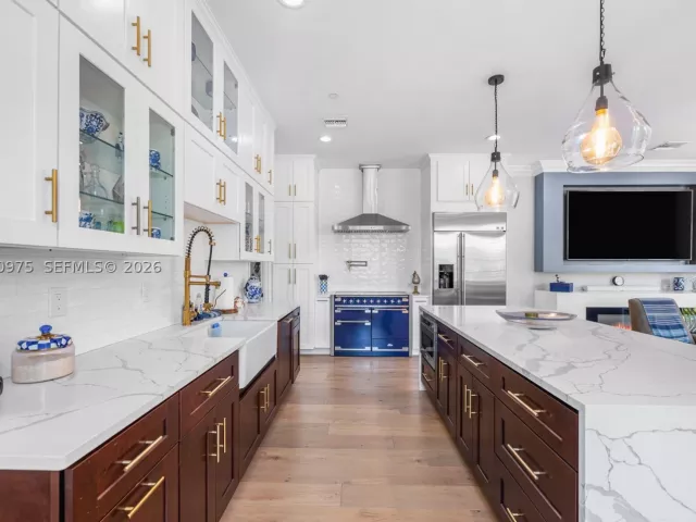 3-bedroom home for sale in Pompano Beach - 2106 SE 7th St 2106 - MondialRealty