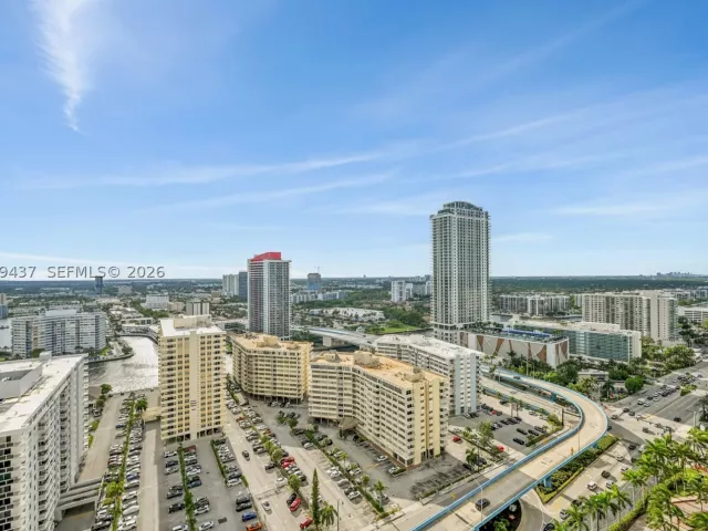 2-bedroom condo for sale in Hallandale Beach - 1850 S Ocean Dr 2709 - MondialRealty