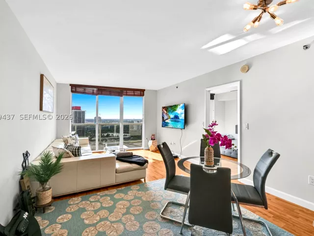 2-bedroom condo for sale in Hallandale Beach - 1850 S Ocean Dr 2709 - MondialRealty
