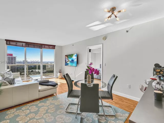 2-bedroom condo for sale in Hallandale Beach - 1850 S Ocean Dr 2709 - MondialRealty