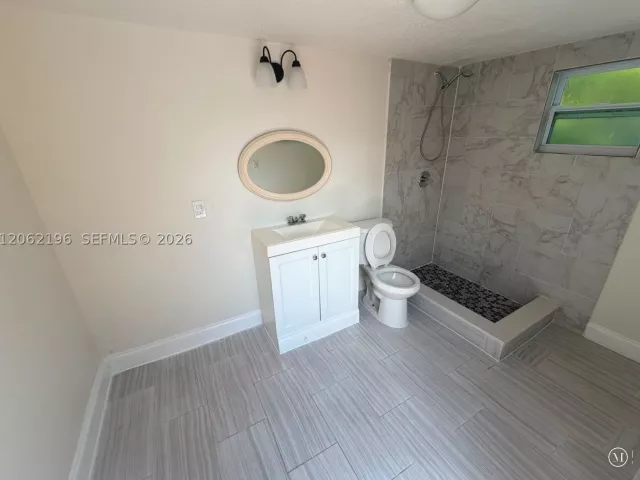 4-bedroom home for rent in Miami - 11405 SW 112th Ter 1 - MondialRealty