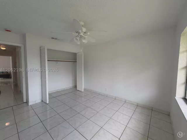 4-bedroom home for rent in Miami - 11405 SW 112th Ter 1 - MondialRealty