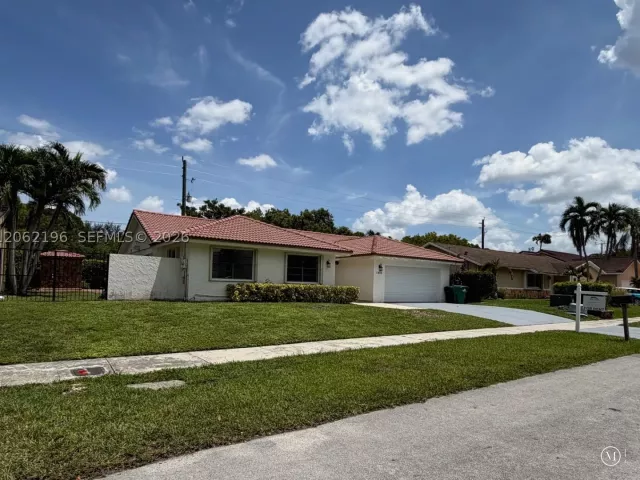 4-bedroom home for rent in Miami - 11405 SW 112th Ter 1 - MondialRealty