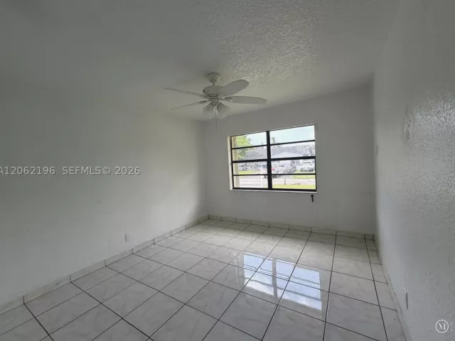 4-bedroom home for rent in Miami - 11405 SW 112th Ter 1 - MondialRealty