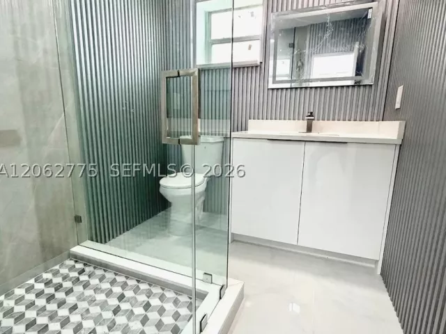 5-bedroom home for sale in Miami Gardens - 17800 NW 8th Ave - MondialRealty