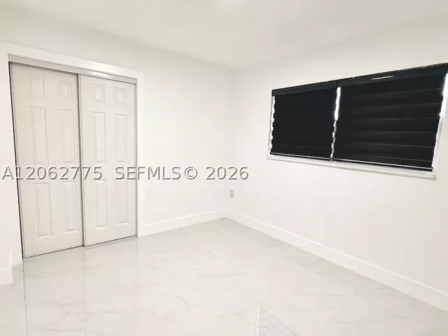 5-bedroom home for sale in Miami Gardens - 17800 NW 8th Ave - MondialRealty