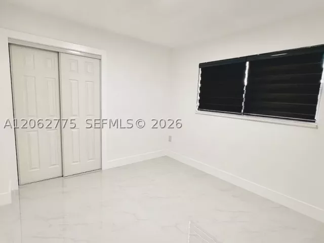 5-bedroom home for sale in Miami Gardens - 17800 NW 8th Ave - MondialRealty