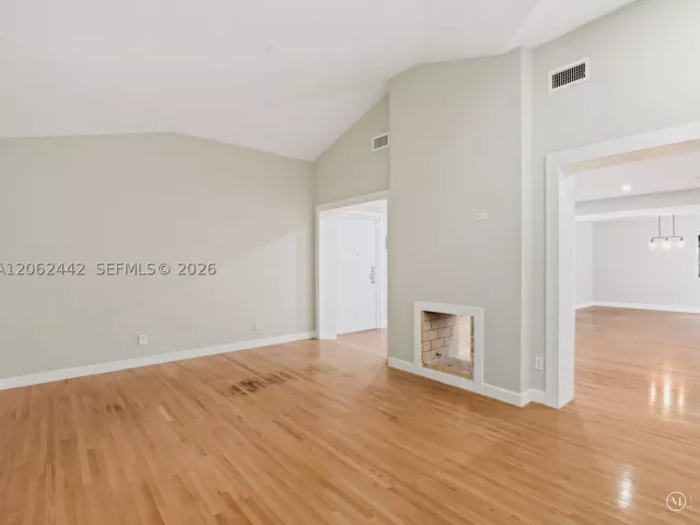 2-bedroom home for rent in Miami - 680 NE 81st St 0 - MondialRealty