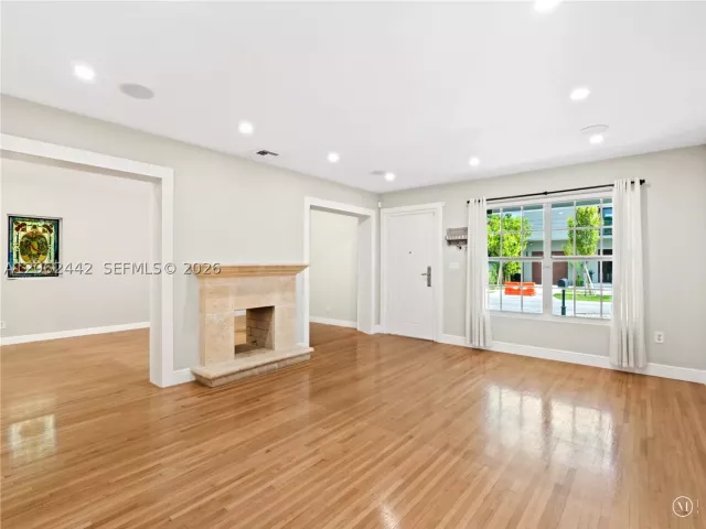 2-bedroom home for rent in Miami - 680 NE 81st St 0 - MondialRealty