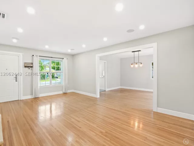 2-bedroom home for rent in Miami - 680 NE 81st St 0 - MondialRealty