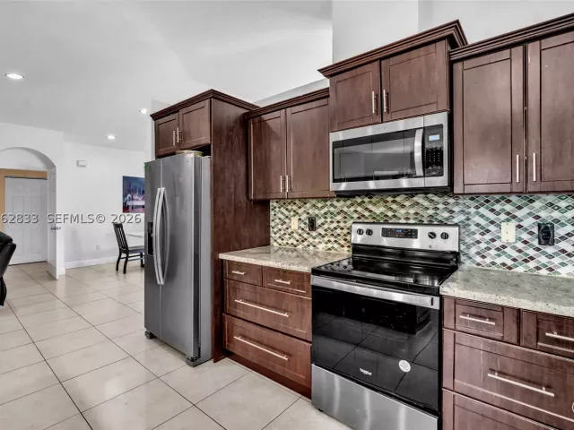 3-bedroom home for sale in Miami - 14331 SW 155th Ct - MondialRealty