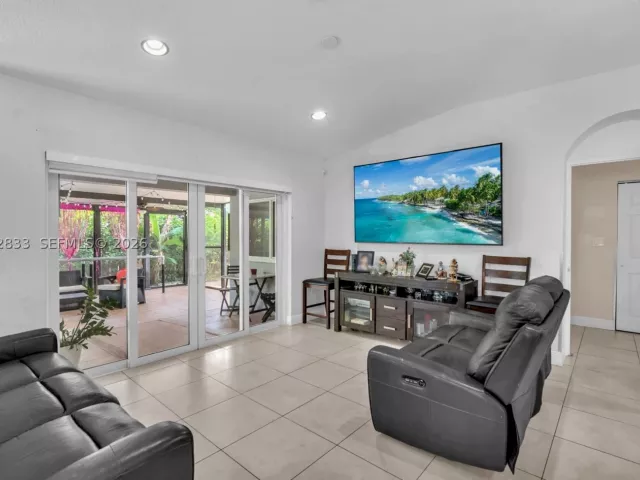 3-bedroom home for sale in Miami - 14331 SW 155th Ct - MondialRealty