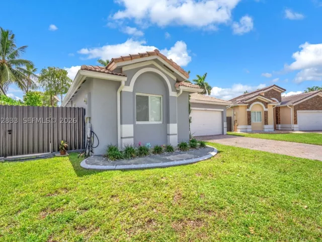 3-bedroom home for sale in Miami - 14331 SW 155th Ct - MondialRealty
