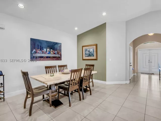 3-bedroom home for sale in Miami - 14331 SW 155th Ct - MondialRealty