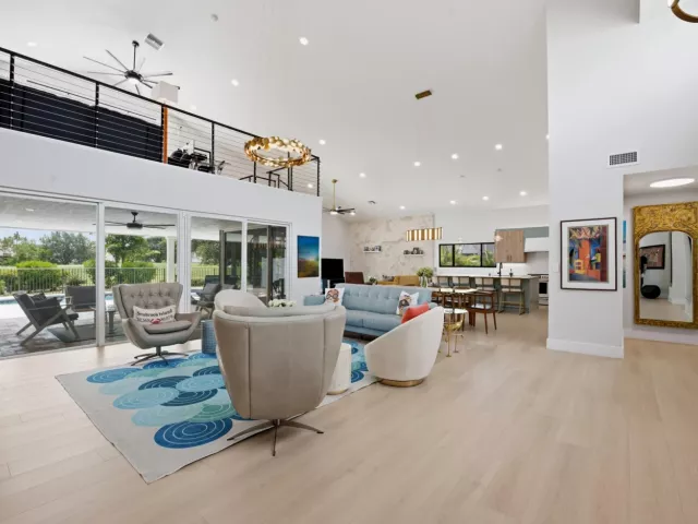 3-bedroom home for sale in Boca Raton - 21878 OLD BRIDGE Trail - MondialRealty