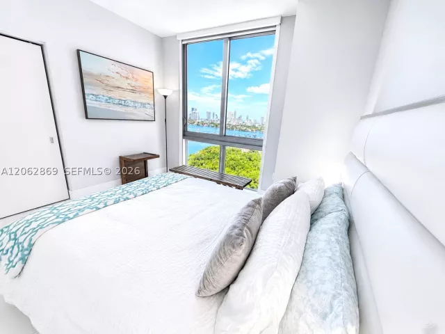 3-bedroom condo for sale in North Miami Beach - 16385 Biscayne Blvd 2007 - MondialRealty