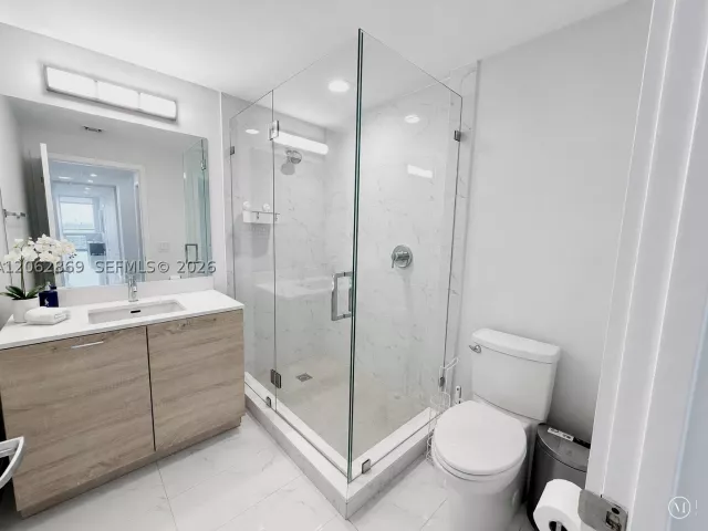 3-bedroom condo for sale in North Miami Beach - 16385 Biscayne Blvd 2007 - MondialRealty